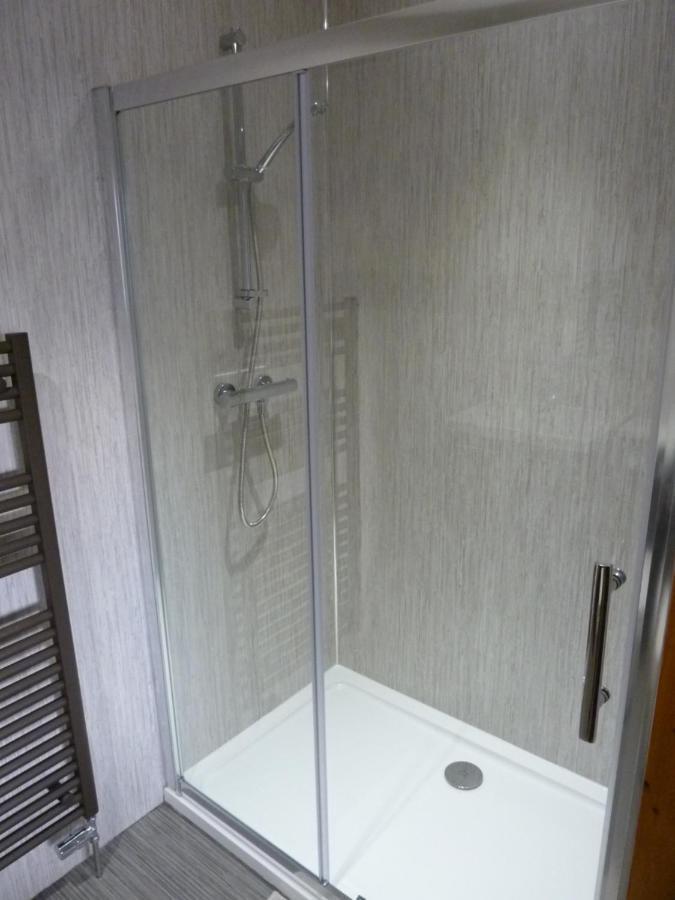 Inverness. Private Double Room With En Suite. Room Only. Екстер'єр фото