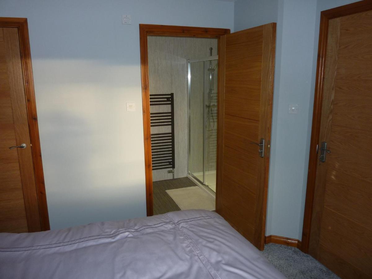 Inverness. Private Double Room With En Suite. Room Only. Екстер'єр фото