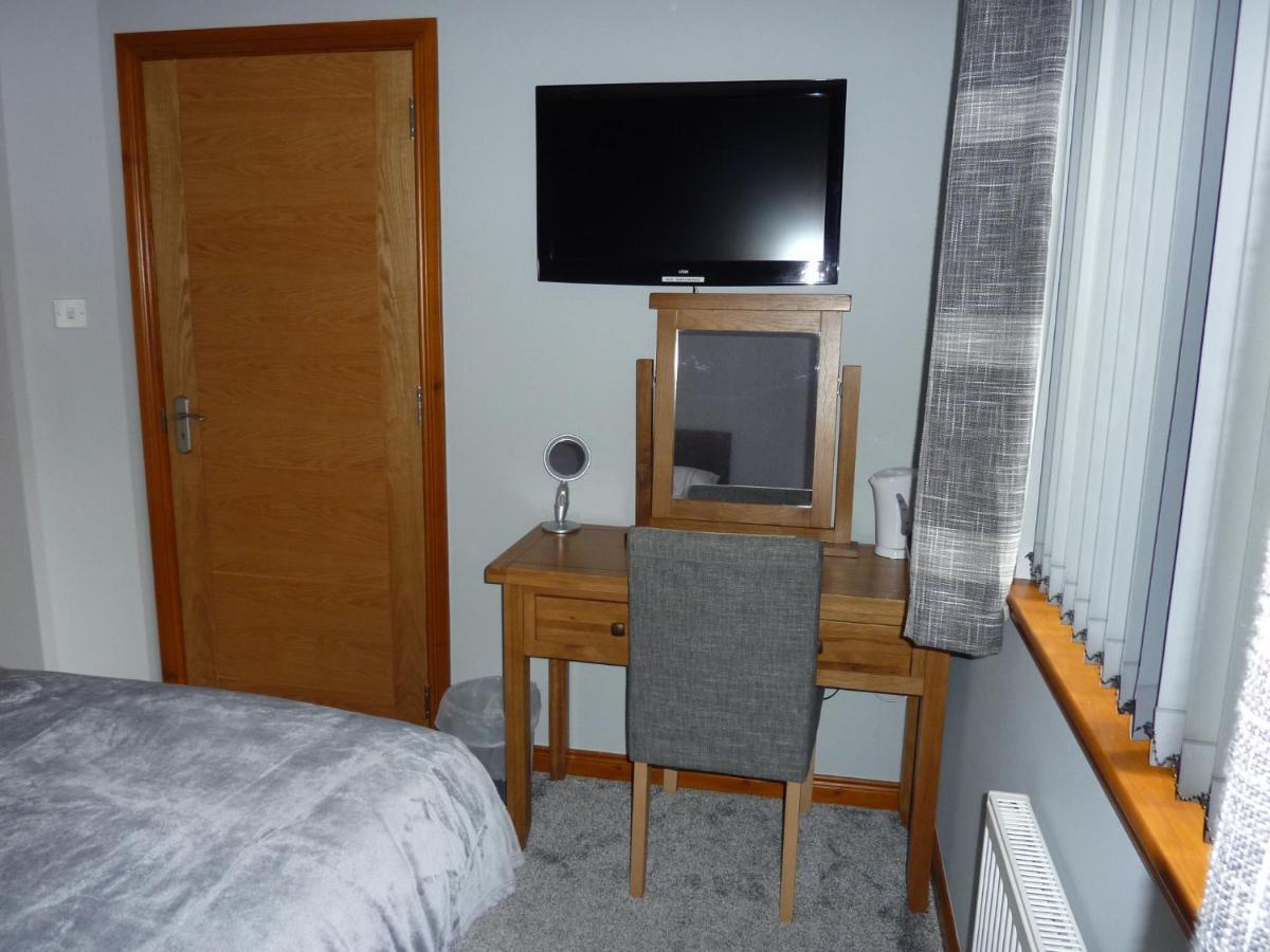 Inverness. Private Double Room With En Suite. Room Only. Екстер'єр фото