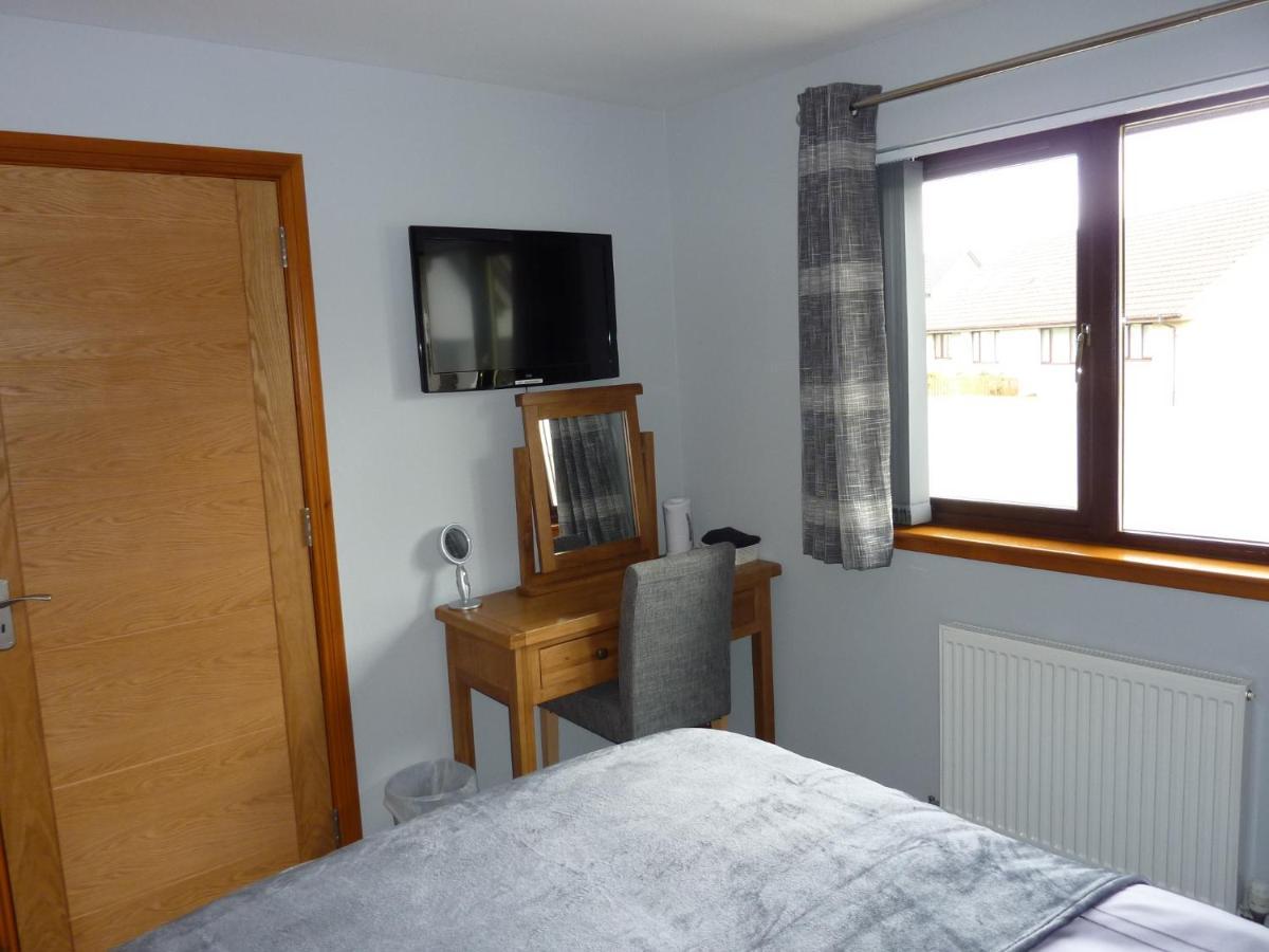 Inverness. Private Double Room With En Suite. Room Only. Екстер'єр фото